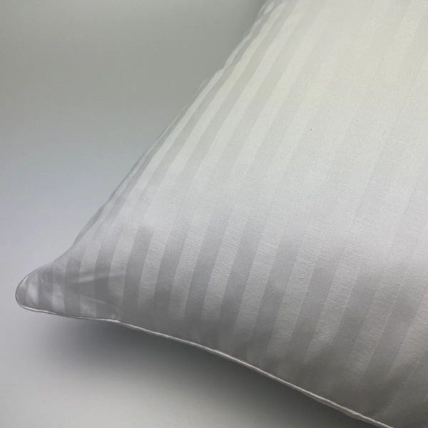 Подушка гипоаллергенная Iglen S, жаккард, 70x70 см, 900 г p_s_k_7070S фото
